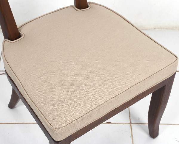 outdoor seat cushion