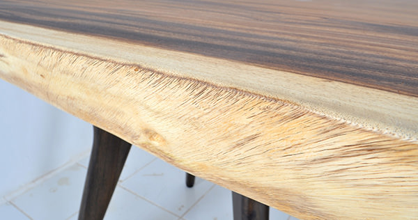suar wood grain and natural color