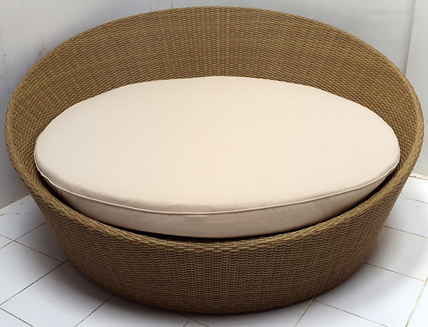 synthetic rattan daybed