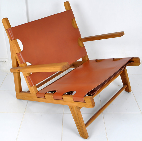 teak and leather lounge chair