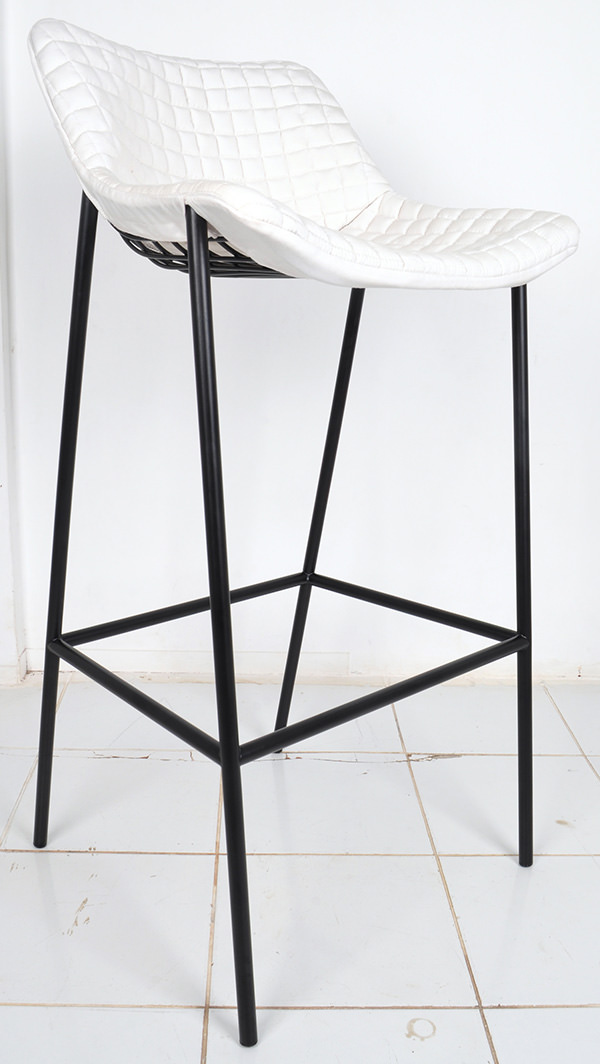 quickdry foam and sunbrella fabric bar chair