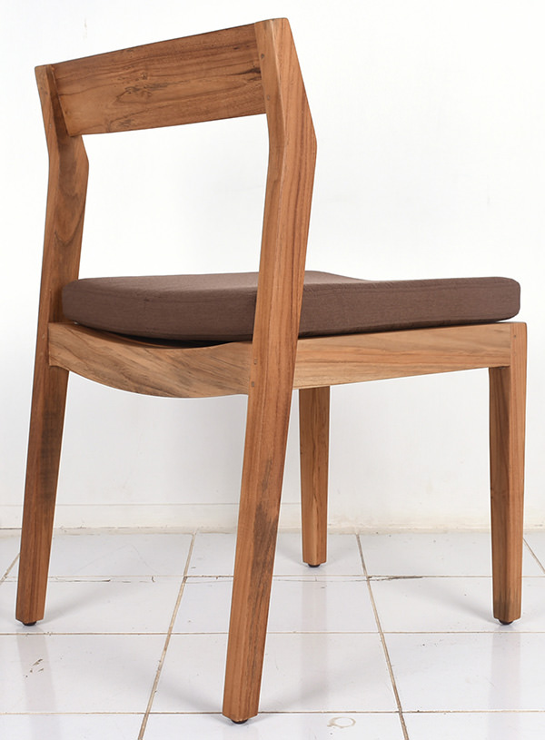 restaurant Scandinavian outdoor stacking chair with brown seat cushion