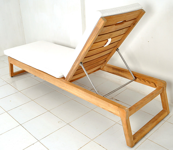 adjustable lounger