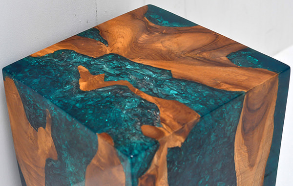 teak root and resin square stool