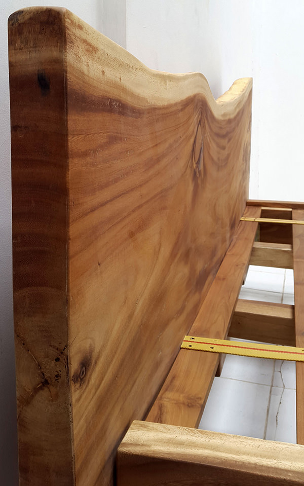 suar wood grain