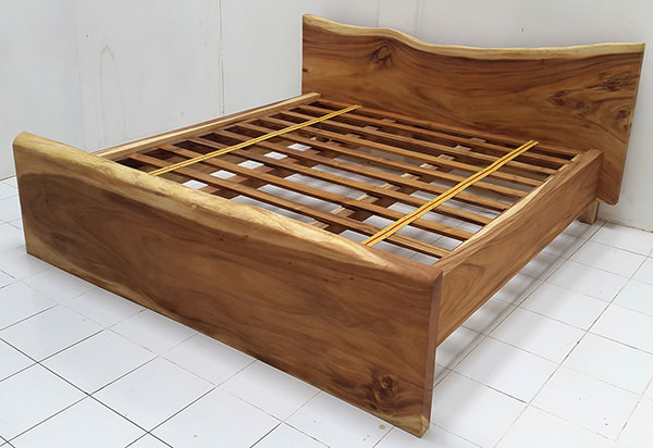 suar bed frame