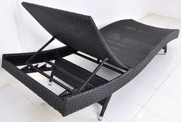 curved garden sun lounge chair