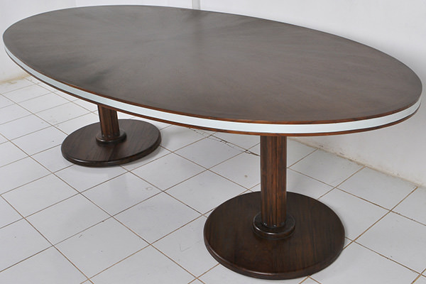oval teak table with wooden legs
