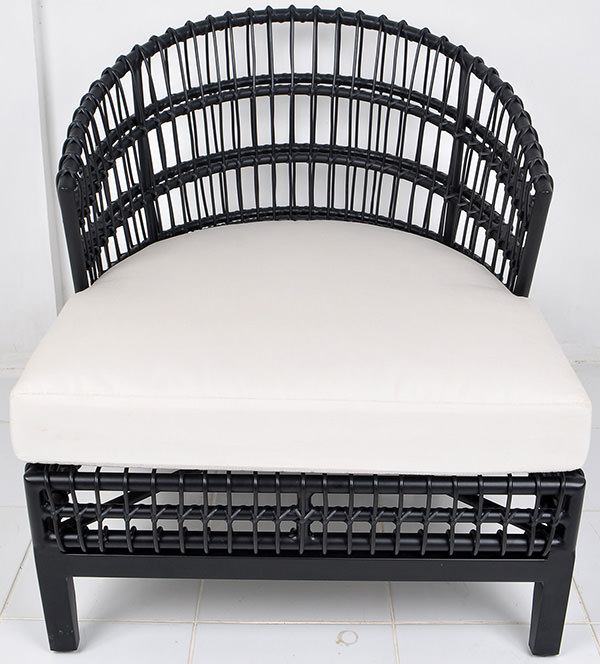 aluminium and synthetic rattan garden lounge chair