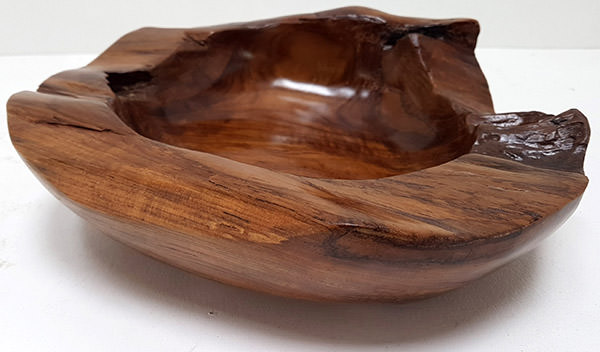 teak bowl with a semi gloss finishing