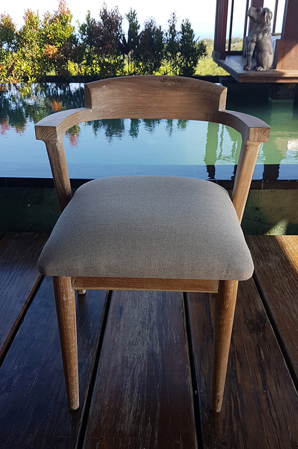 Scandinavian dining chair