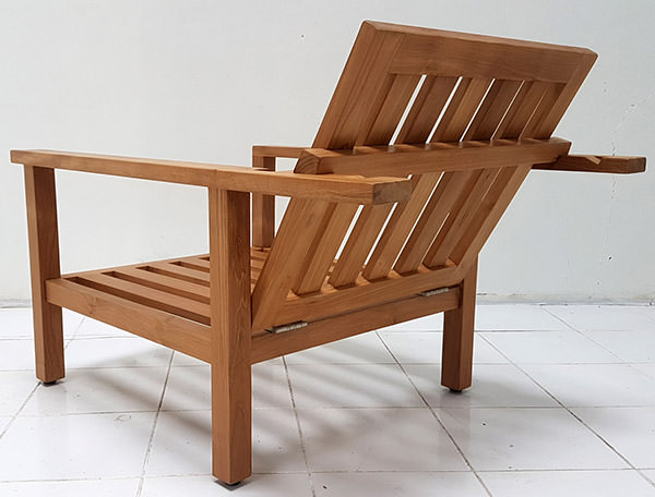 teak outdoor armchair with natural finishing