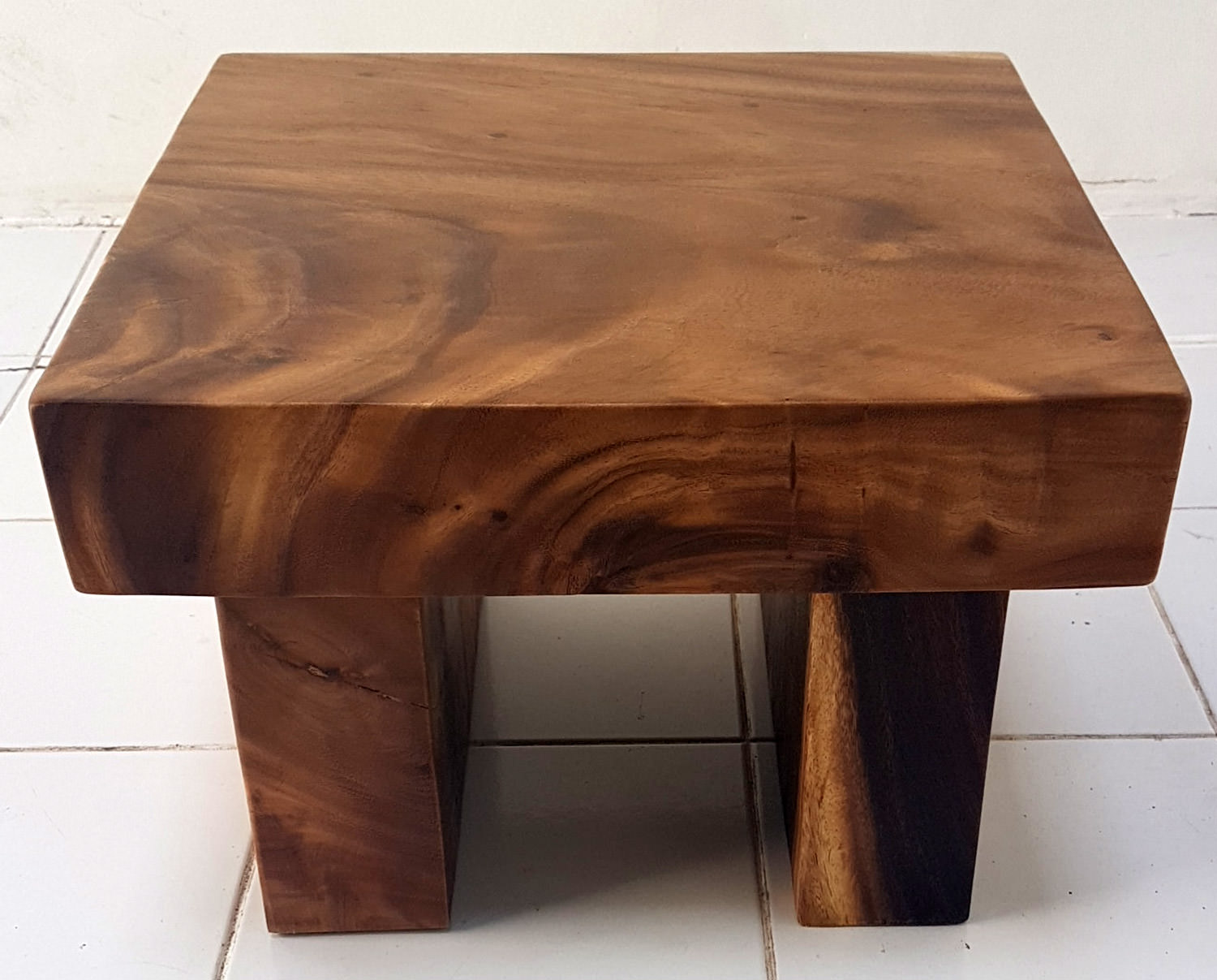 square suar side table