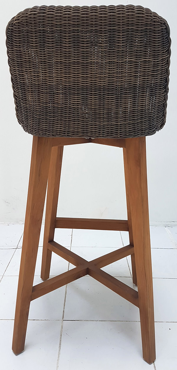 manufacturer of bar chair with wicker seat and wooden legs
