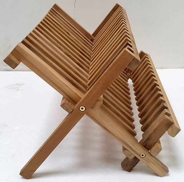 teak drying rack with a natural color