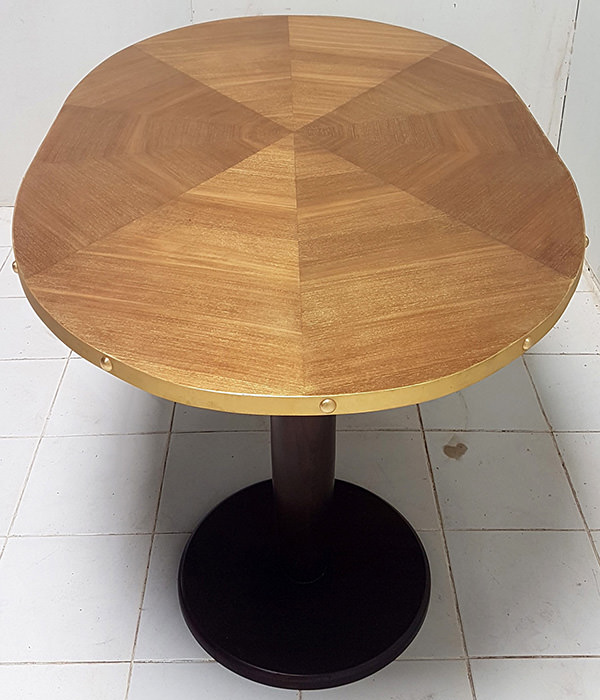 veneer restaurant table