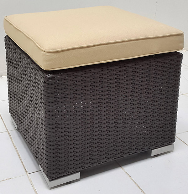 suqare synthetic rattan stool