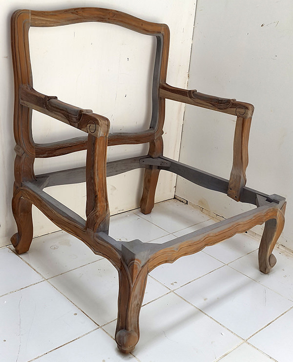 Balinese arm chair