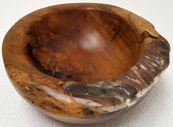 teak and resin fruit bowl