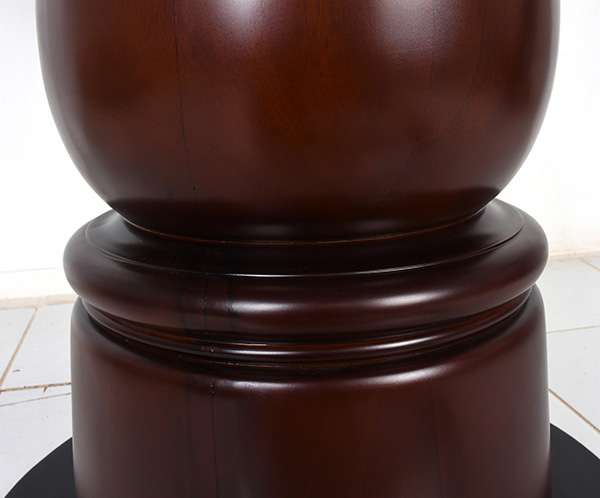 Traditional brown mahogany round leg with black marble top