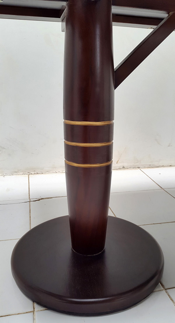 table leg