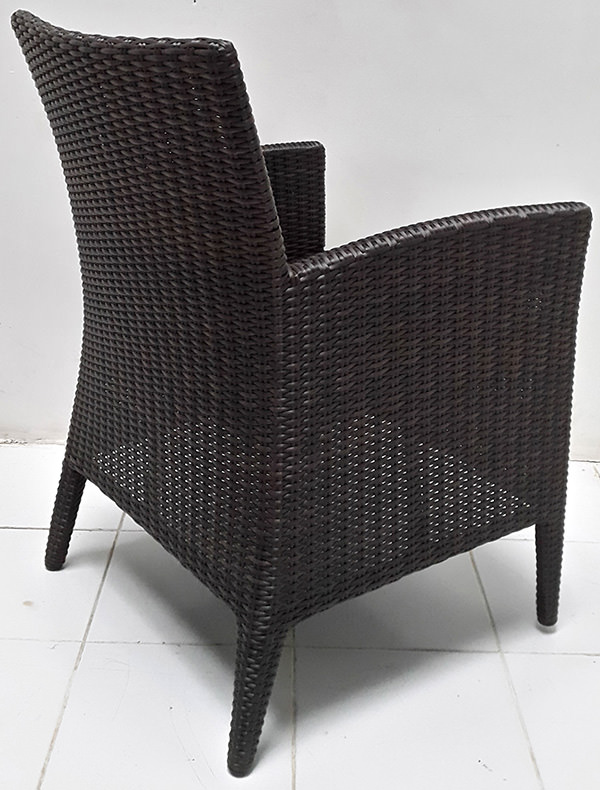 comfortable outdoor synthetic rattan armchair