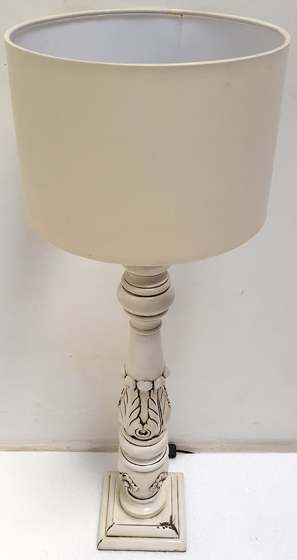 italian distressed lamp
