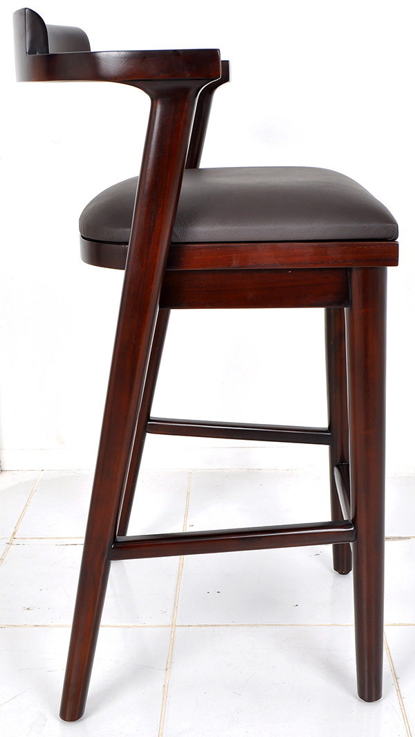 Indoor Scandinavian bar chair