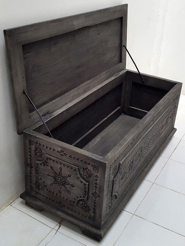 dark vintage trunk