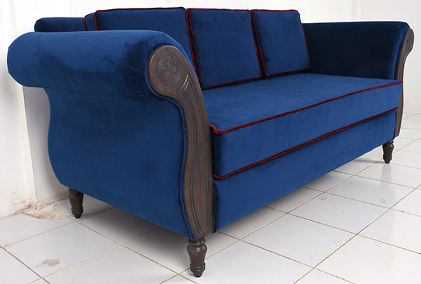 3-seater fine restaurant sofa with blue velvet