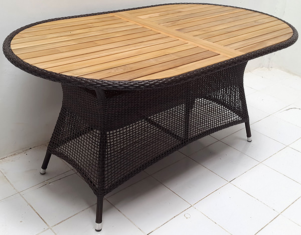 oval synthetic rattan coffee table with teak top and squeeze shape