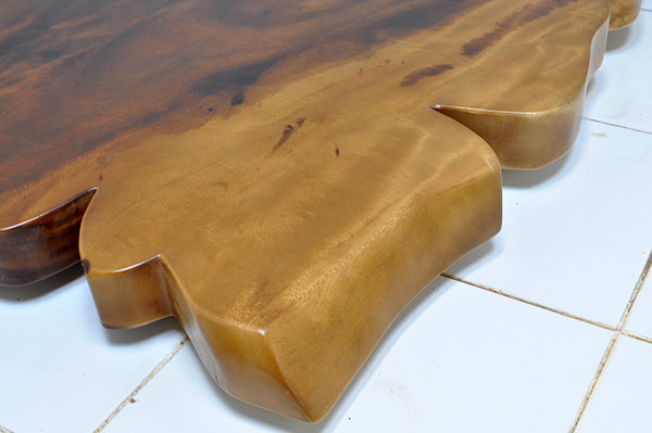 suar table