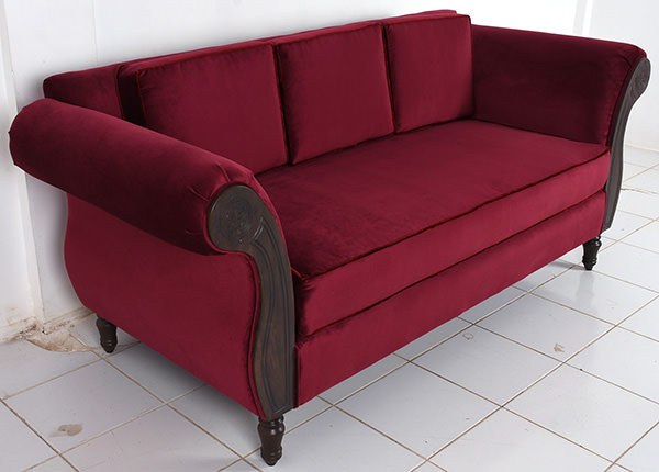 3-seater fine restaurant sofa with red velvet