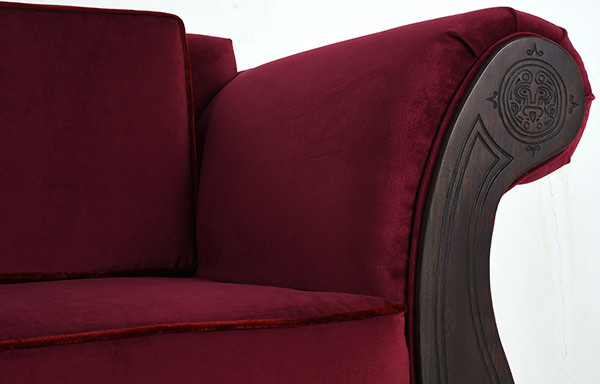 3-seater fine restaurant sofa with red velvet and carved timber
