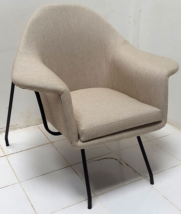 scandinavian lounge chair