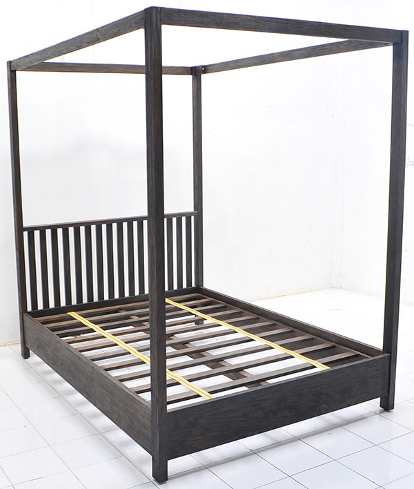 teak bed with canopy