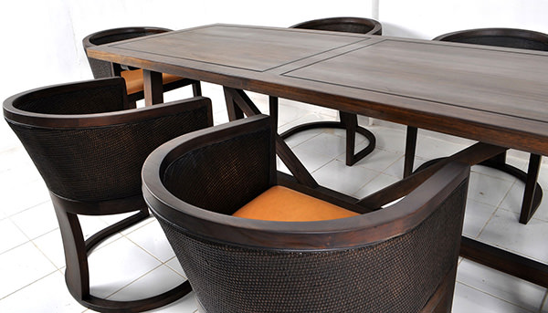 rectangular dining tables and chairs