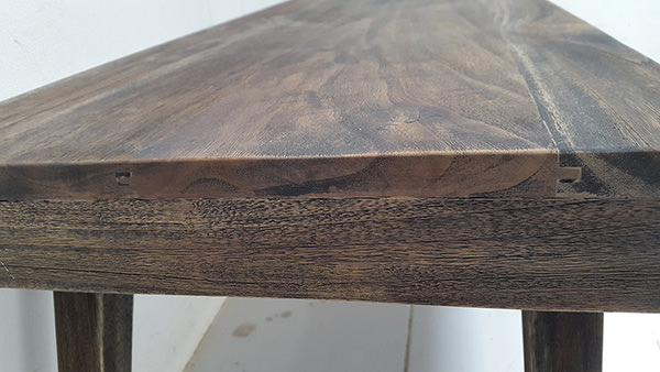 indoor burnt wood furniture finishing