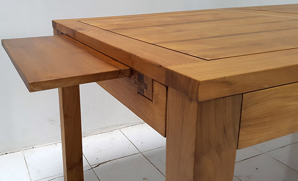 outside teak extendable table with natural finishing