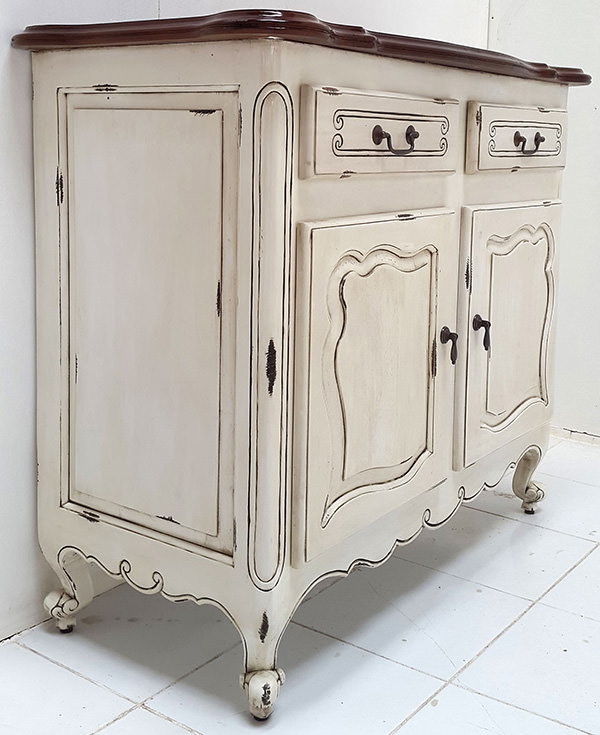 white mahogany cabinet