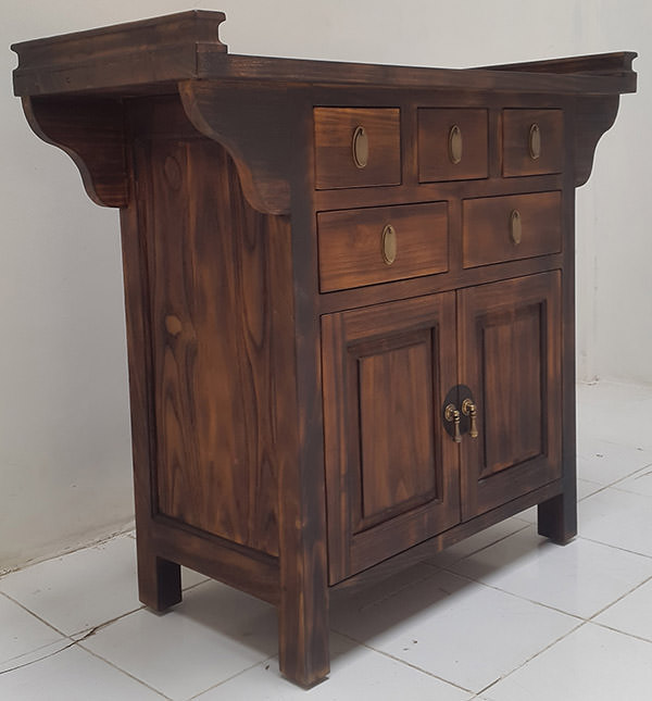 Indonesian traditional console