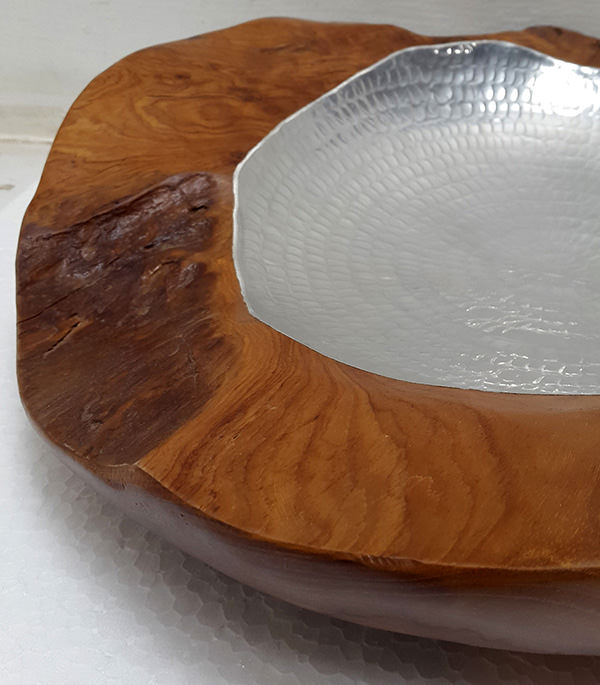 teak plate with aluminium insert