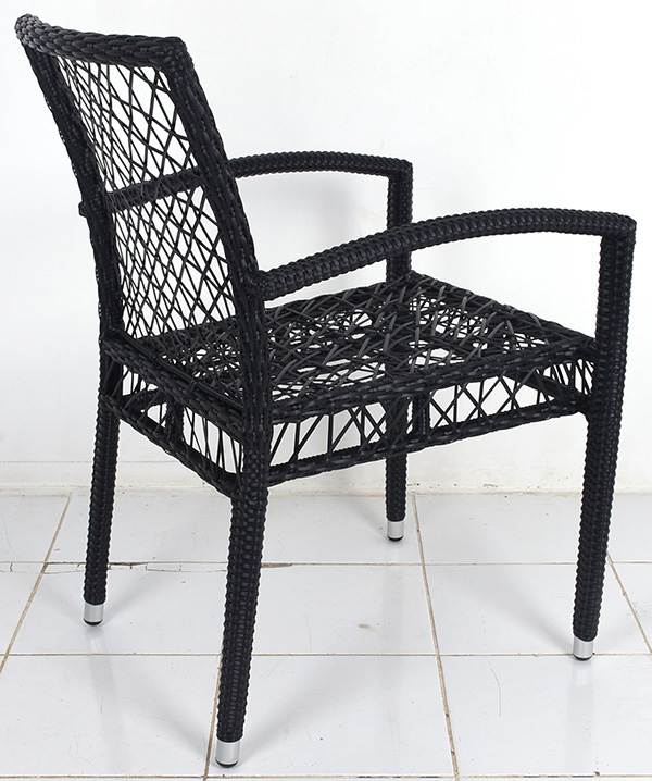 nest synthetic rattan and aluminum armchair