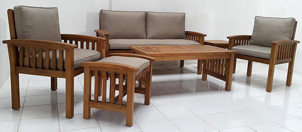 teak outdoor garden sofa set with outdoor foam and weatherproof fabric