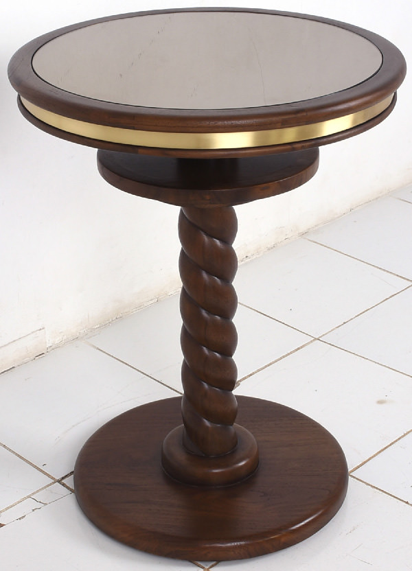 cocktail table