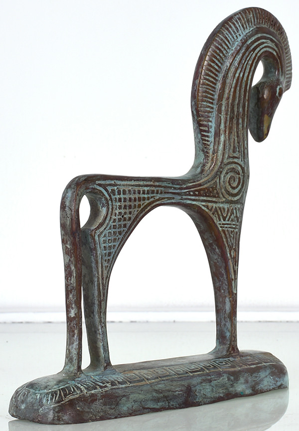 Trojan horse sculpture