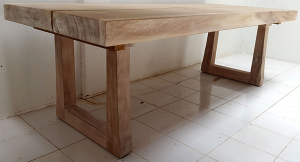 suar wood cracked dining table with wooden legs and white washed finish
