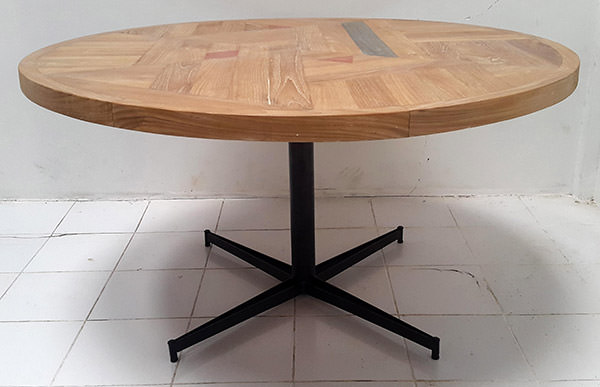 square teak outdoor table with black center leg