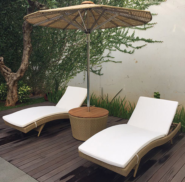 synthetic rattan sun lounge chairs
