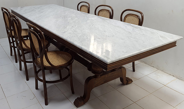 dining table set